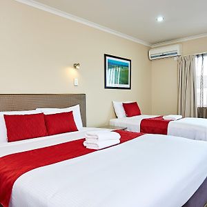 Deluxe Family Suite
